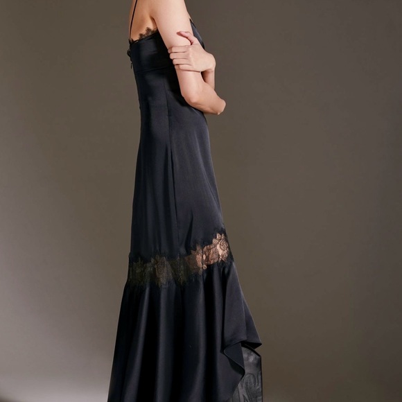 Sachin & Babi Black Satin Slip Dress w/ Lace Trim — Size 6 - Picture 2 of 10